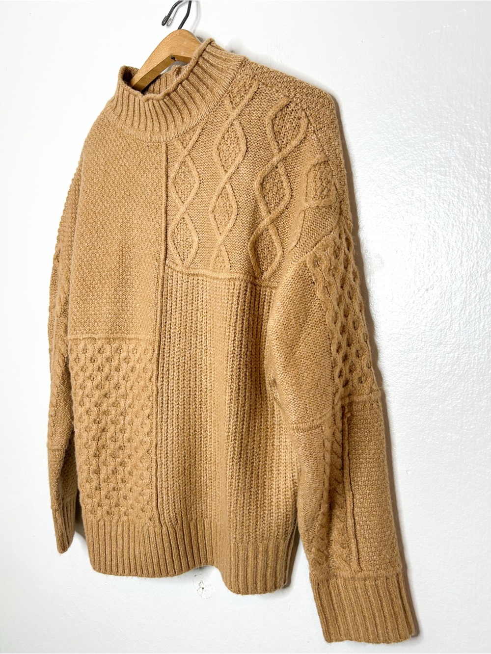 American Eagle Outfitters Womens Chunky Oversized Knit Mock Neck Sweater Medium - Picture 5 of 9